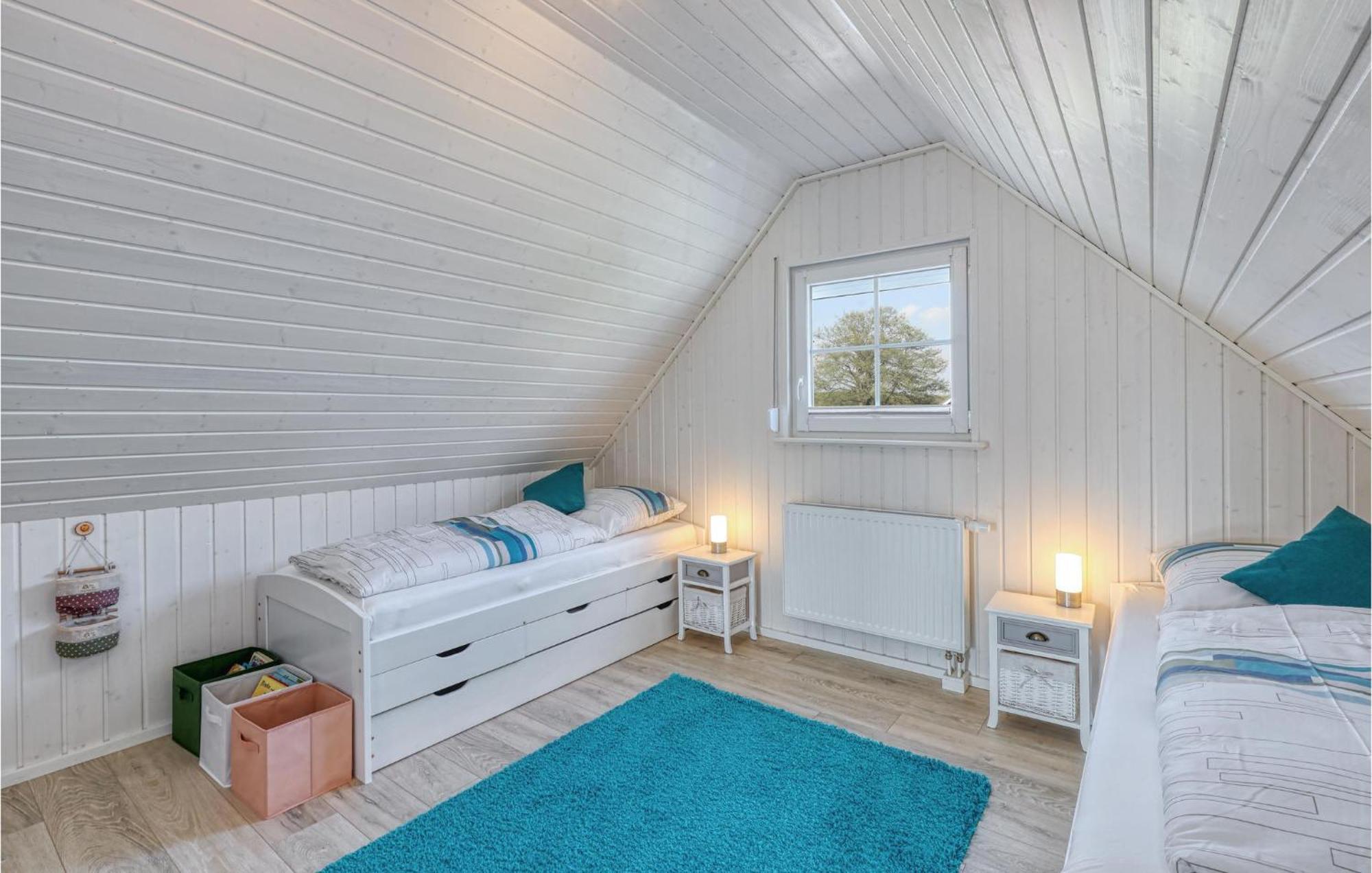 2 Bedroom Nice Home In Zerpenschleuse Exterior photo